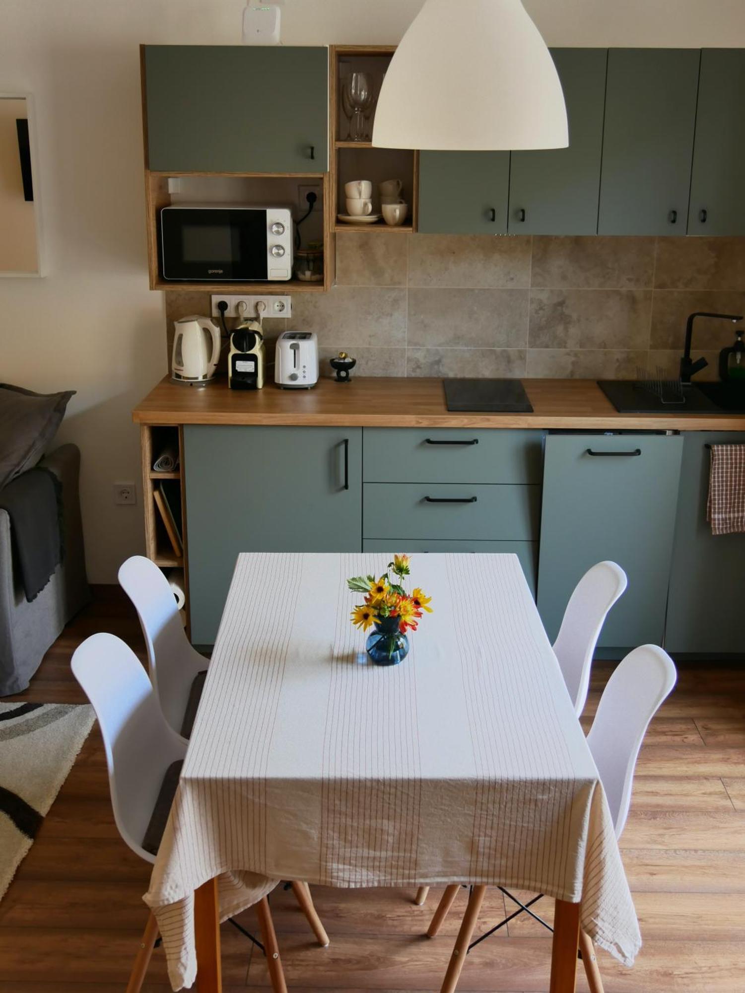 Harom Hegy Apartment *