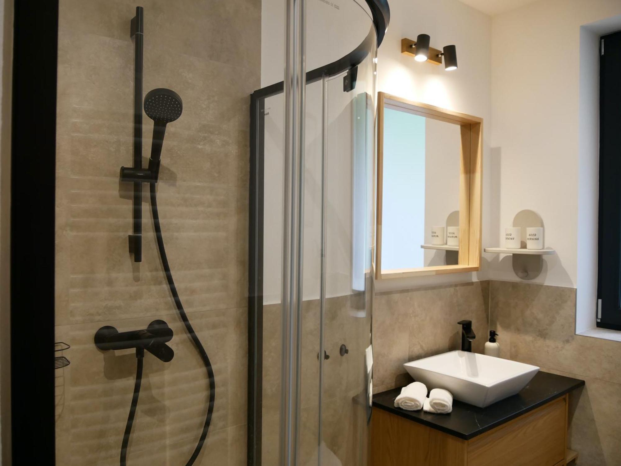 Harom Hegy Apartment *